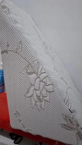 Doando esse travesseiro triangulo