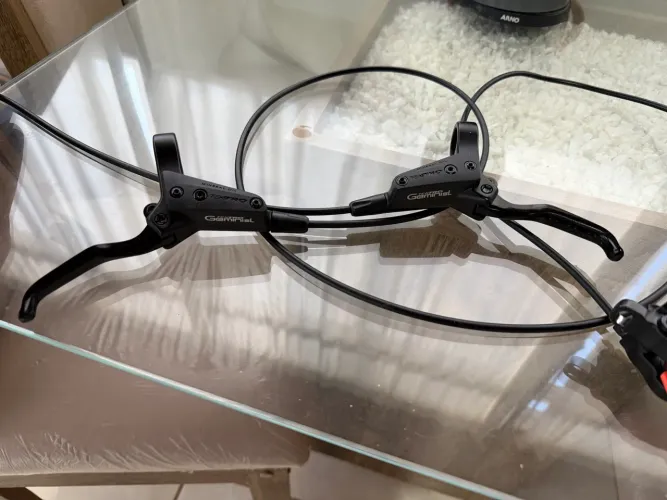 Freio hidráulico 4 pistões tektro gemini SL HD-M535