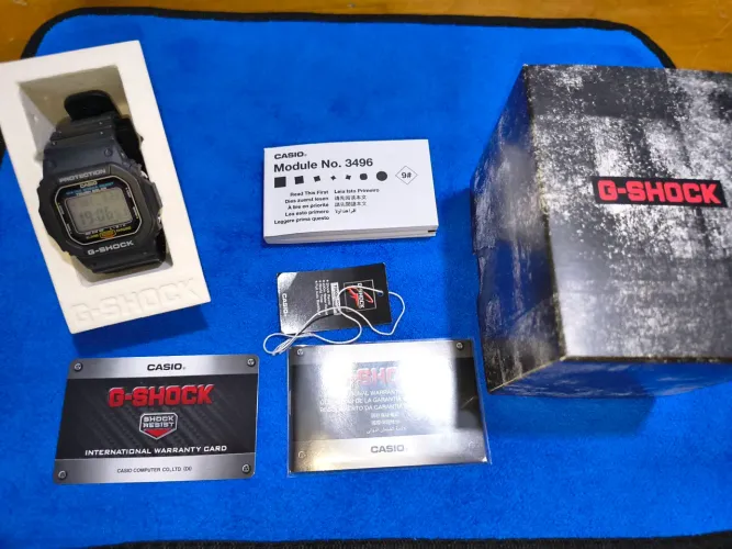 CASIO G-SHOCK G-5600UE-1