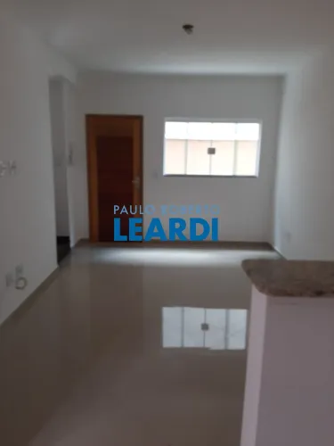 CASA EM CONDOMÍNIO - VILA RÉ - SP