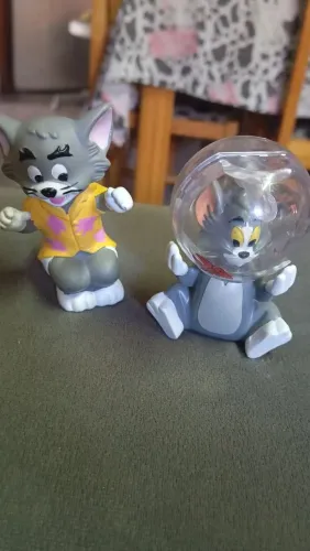 Bonecos Tom originais