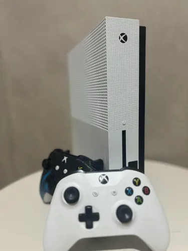 X box One S