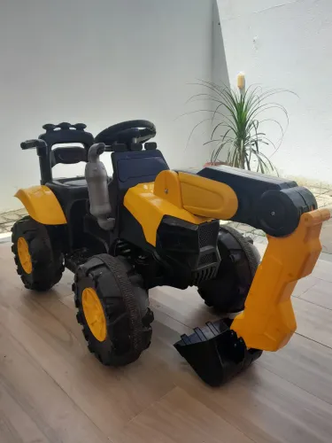 Escavadeira eletrica infantil
