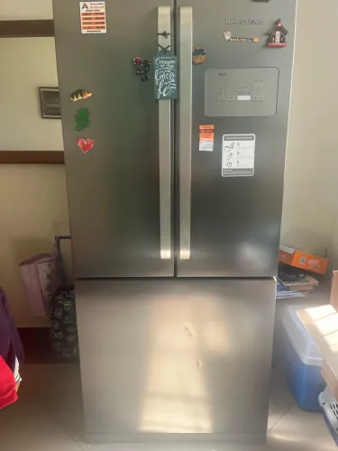 Geladeira frente door Brastemp