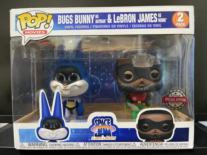 Funko bugs bunny e lebron james