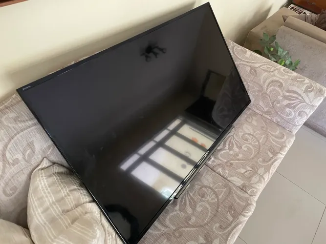 TV SONY 48? COM DEFEITO