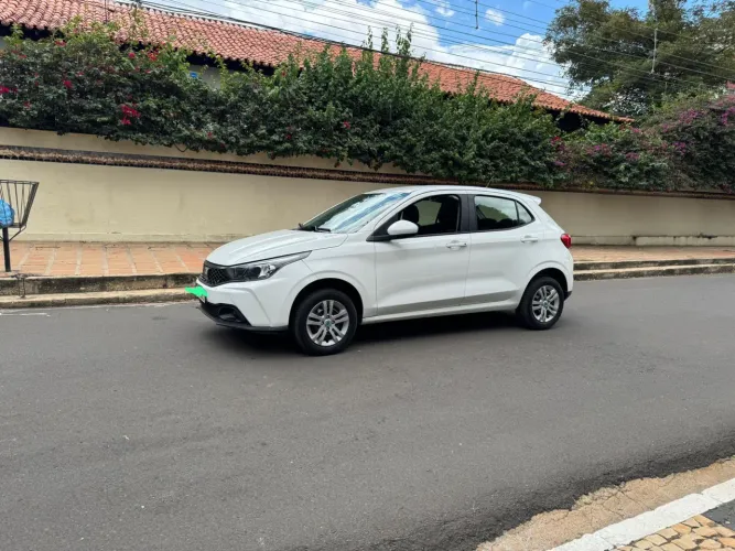 Fiat Argo 1.0 6V Flex. 2024