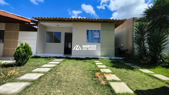Oportunidade - Vendo casa solta, piso em porcelanato com 2 quartos, amplo quinta
