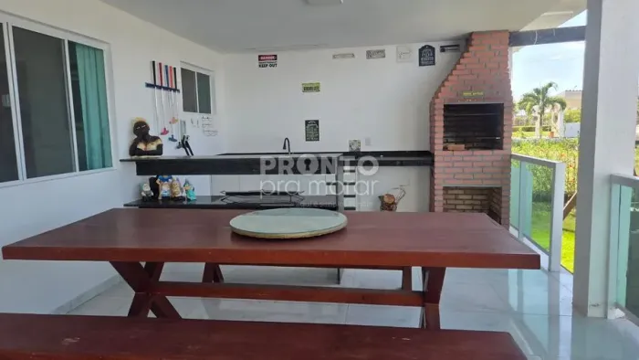 Casa de Condomínio com 5 quartos em Ponto Alto
