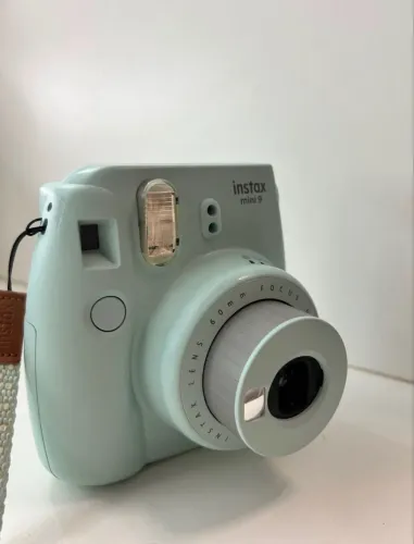 Câmera instax mini 9 verde
