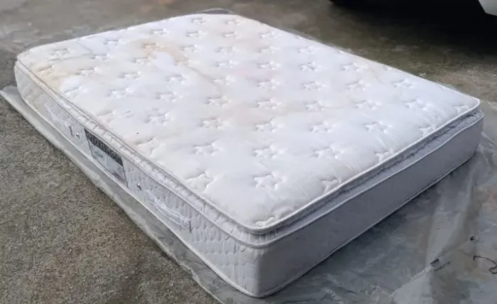 Colchão o casal box