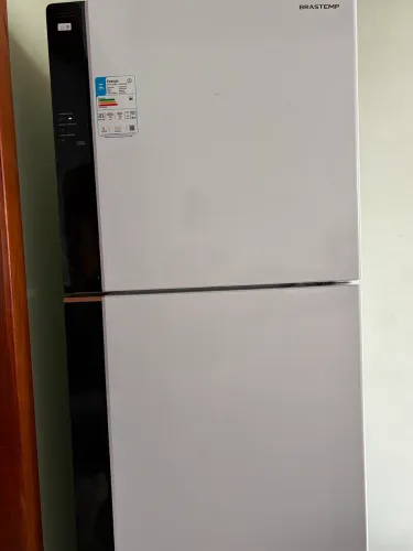 Geladeira nova a venda