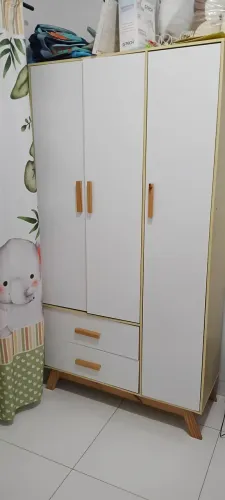 Conjunto Quarto Infantil Retrô/Montessoriano - Guarda-Roupa + Cama Completa (Ótimo Estado)