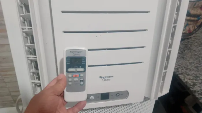 Ar condicionado Springer Midea digital 10 mil BTUs valor 1400 reais