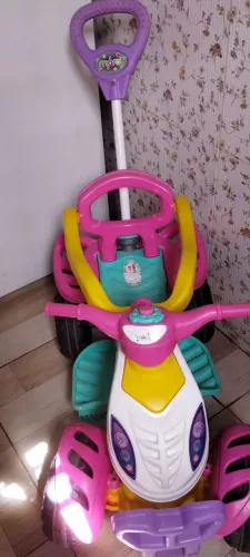 Vendo esse quadriciclo semi-novo 