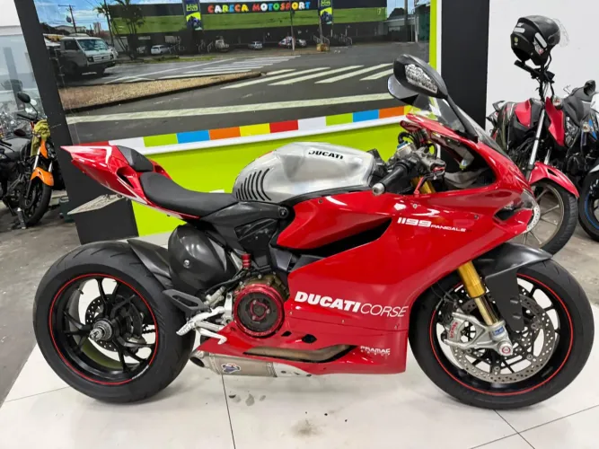DUCATI SUPERBIKE 1199 PANIGALE