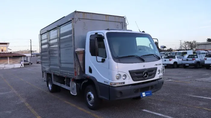 ACCELO 815 2P (DIESEL) (E5)