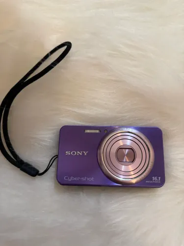 Sony Cyber-shot DSC-W570 16.1 MP - Cor Roxa | Excelente Estado