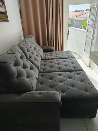 Sofá retrátil molas ensacadas acabamento e Suede. Novinho. 