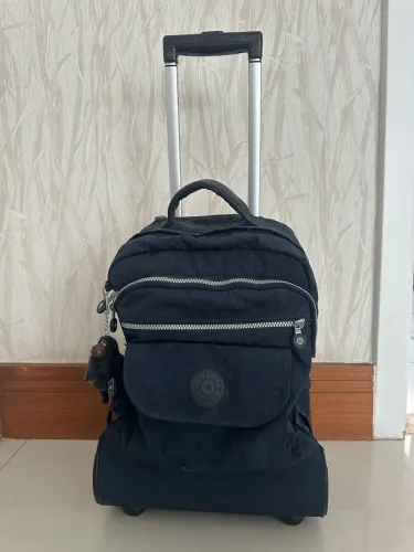 Mochila kipling de rodinhas