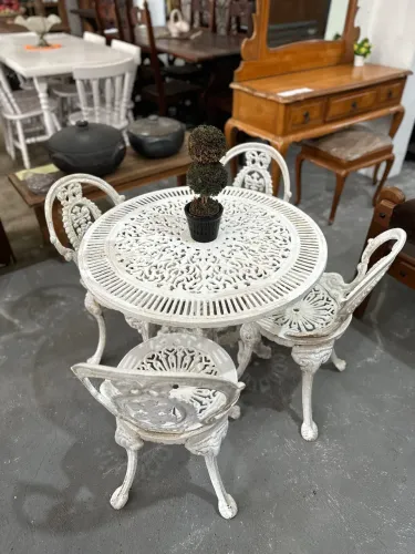 Mesa de jardim - ferro fundido