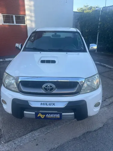 Toyota Hilux CD SRV D4-d 4X4 3.0 TDI Dies 2011