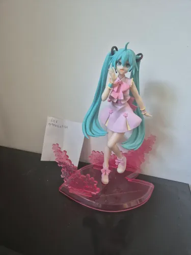 Hatsune Miku Sakura - luminasta
