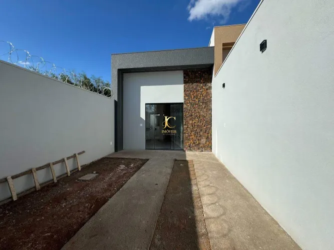 Casa residencial à venda no Bairro Belvedere, em Divinópolis-MG