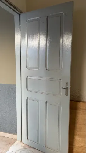 Portas com caixilho