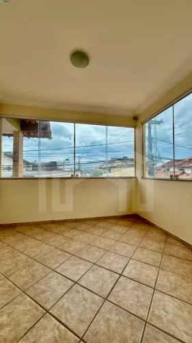 Casa Duplex em Laranjeiras com 300 m² de área construída
