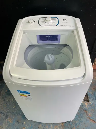 Máquina de lavar ELECTROLUX 11kg modelo novo