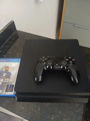 Vendo ps4 slim 500 gb