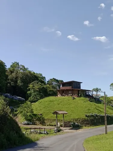 Imóvel para venda com 220 metros quadrados com 2 quartos em Bairro Rural - Rancho Queimado