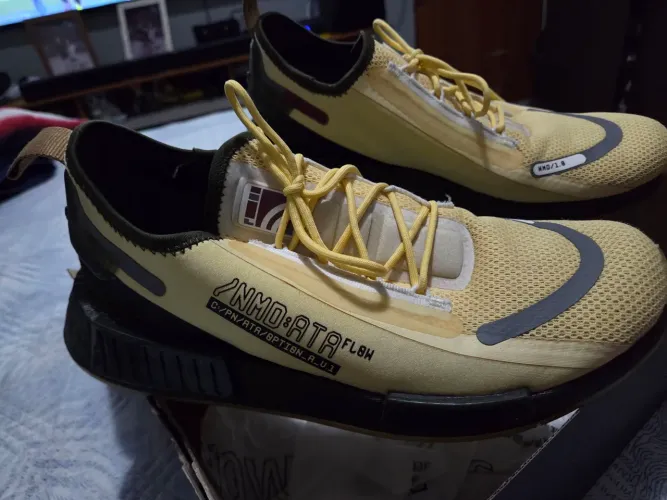 Tênis Adidas NMD_R1 Spectoo "Star Wars Bossk"