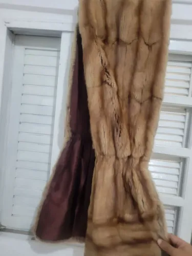 ESTOLA VINTAGE DE PELE NATURAL | PEÇA RETRÔ ELEGANTE