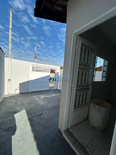 Casa para venda com 32 m² e 1 quarto em Parque Jaraguá, Bauru - SP