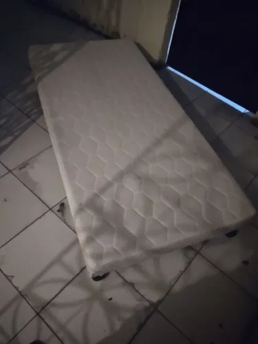 Cama box viúvo perfeito estado 