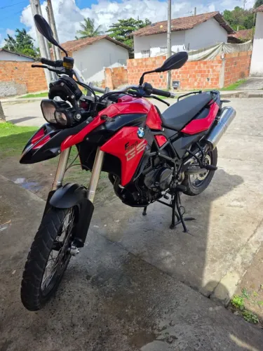 Vende-Se uma f800 gs,ano 2013