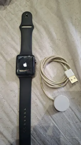 Vendo ou troco um Apple série 3