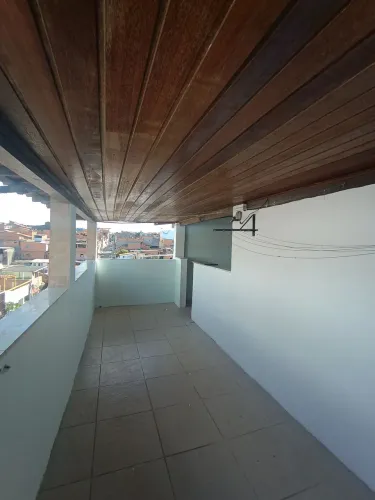 Casa 2 andar Itapuã