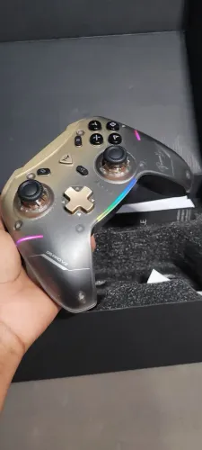 Controle Machenike G5 Pro V2 Premium Edition Sem Fio RGB Base de Recarga PC