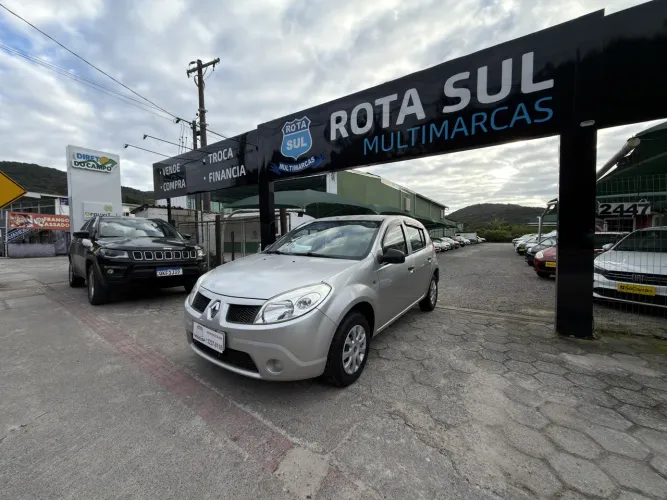 Renault Sandero Authentique Hi-flex 1.0 16V 5P 2011