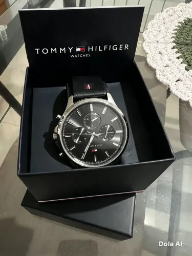 ? Relógio Tommy Hilfiger Original ? Completo com Caixa e Manual