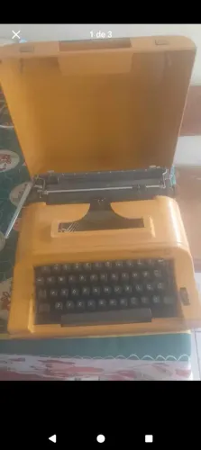 Máquinas de escrever antiga ACEITO PROPOSTA