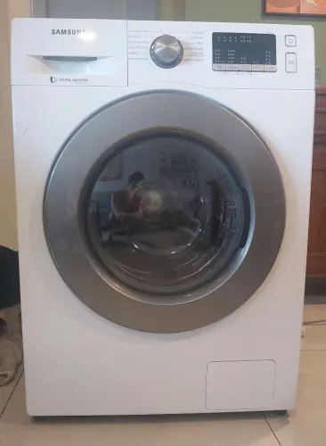 Lava e Seca Samsung WD11M4