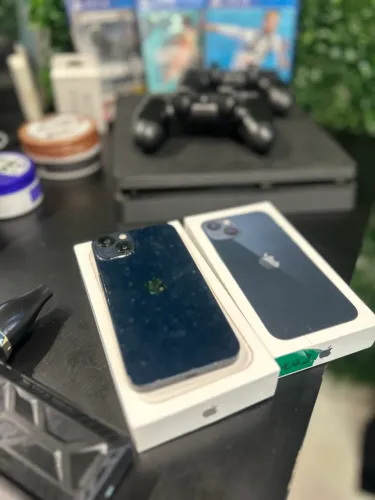 IPHONE 13 AZUL MARINHO 