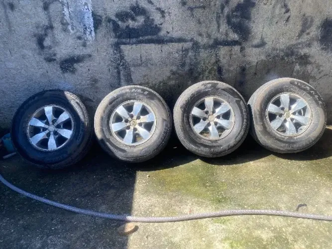 Rodas da Hilux original 
