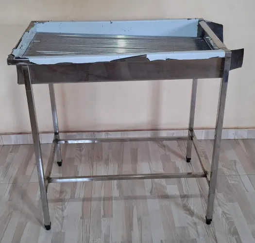 Catadeira de Açaí - Toda em Inox -1m x 50cm<br>Inox - 1m x 50cm<br><br>Inox - 1m x