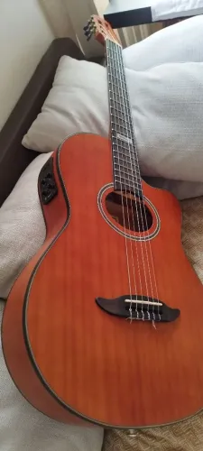 Violão Gianini flat elétrico semi novo 