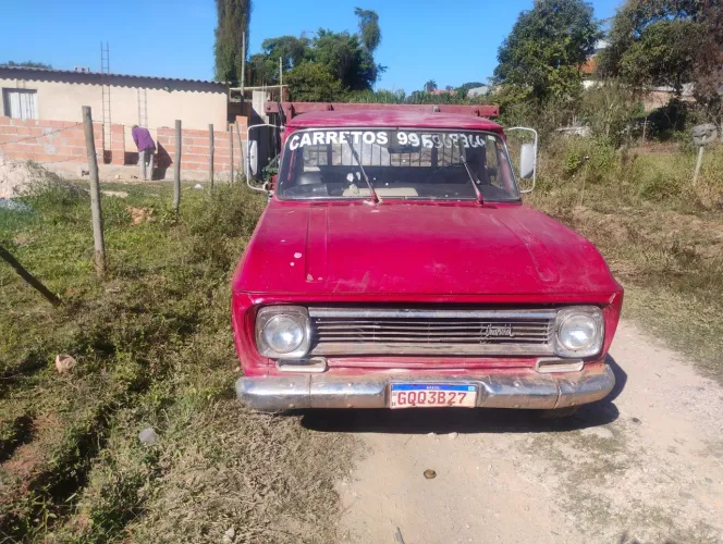 Vende se Chevrolet c14 top de linha sem nenhum podre lisa de lata motor e caixa muito bom